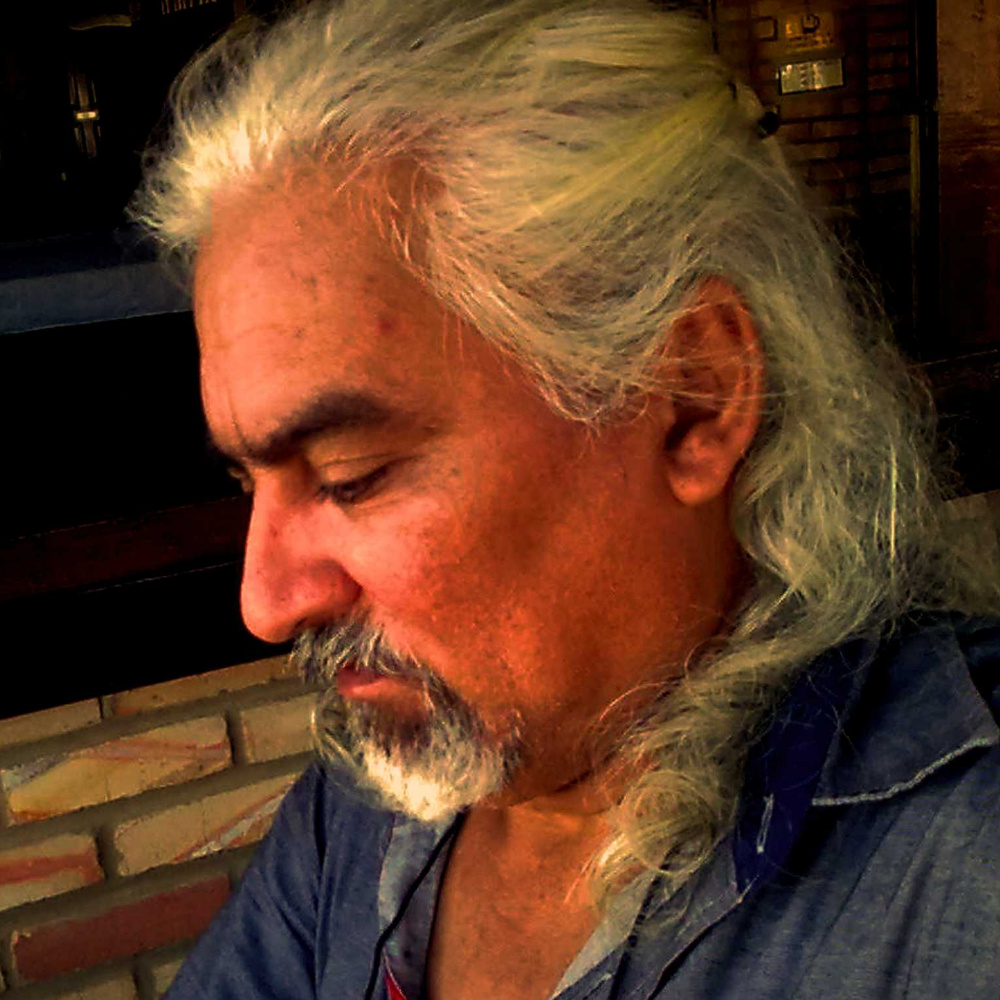 MARIO TOSSI